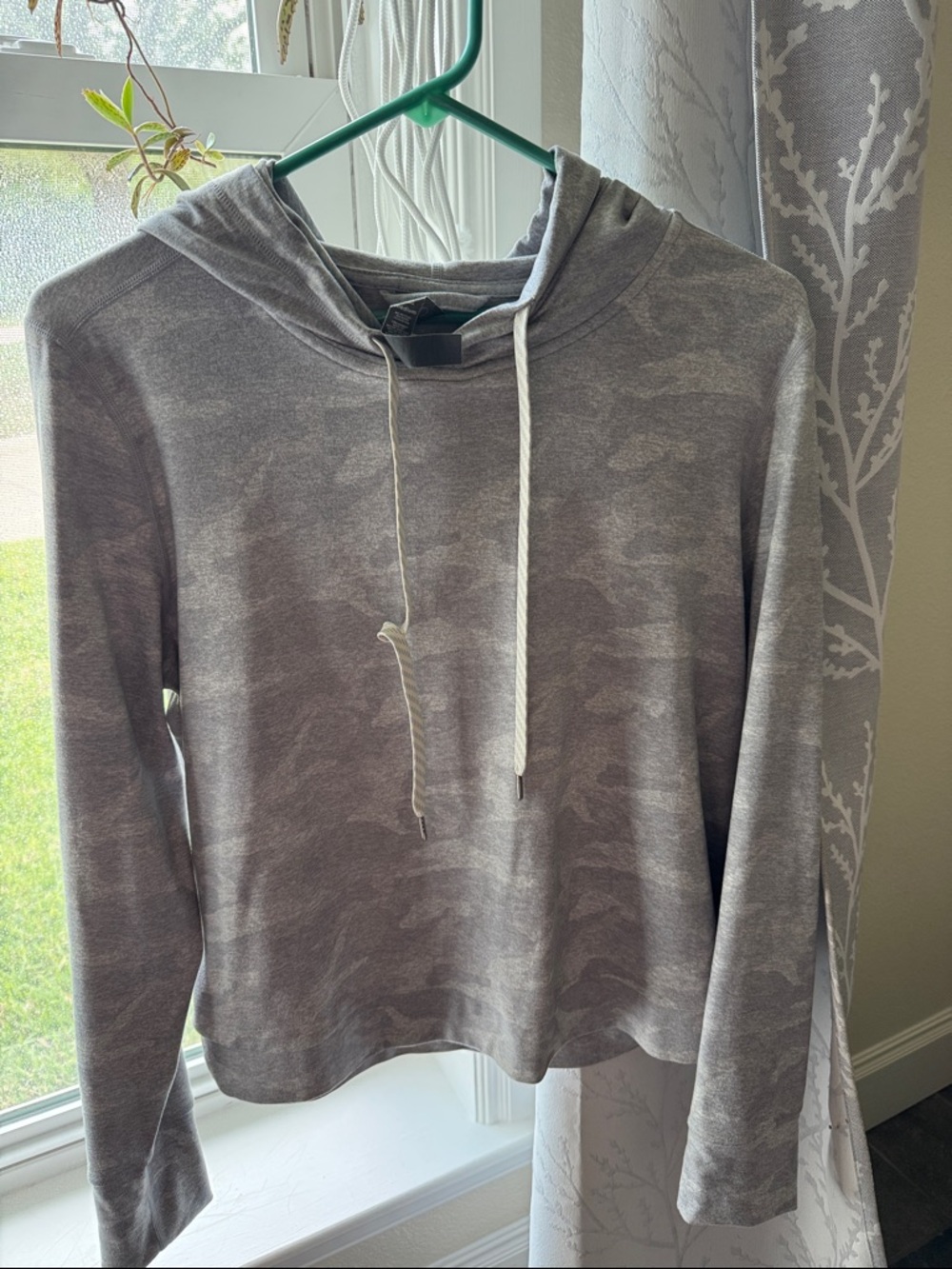 Vuori Heather Gray Pull-On Hoodie and Pants  with Contrast Drawcords